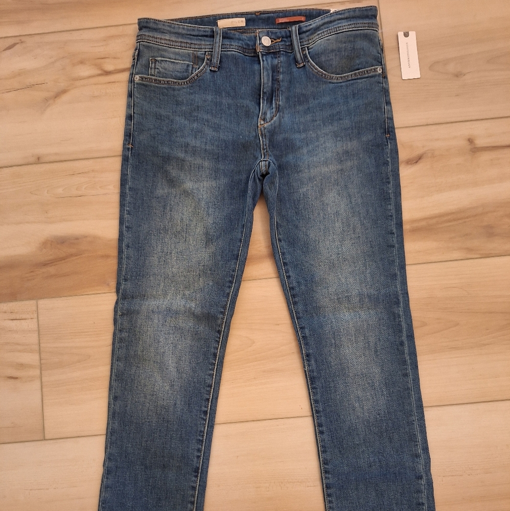 Pilcro Anthropologie slim boyfriend jeans size 27 NWT